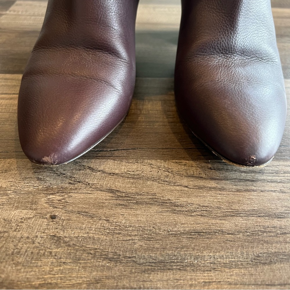 Ferragamo Burgundy Amatea Booties Sculpted Heel Leather 6 Wide / 6C - Picture 6 of 9